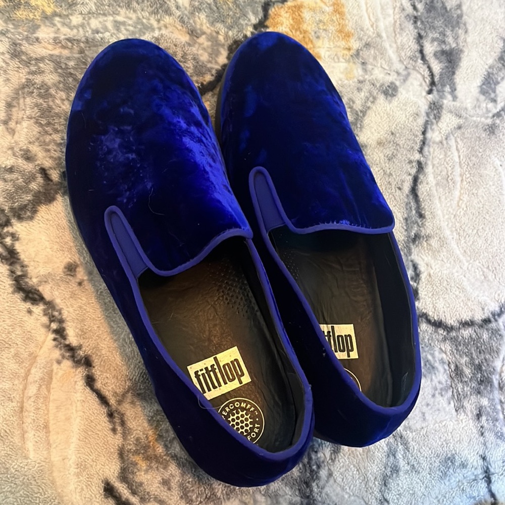 FitFlop blue velvet loafer flats 8.5